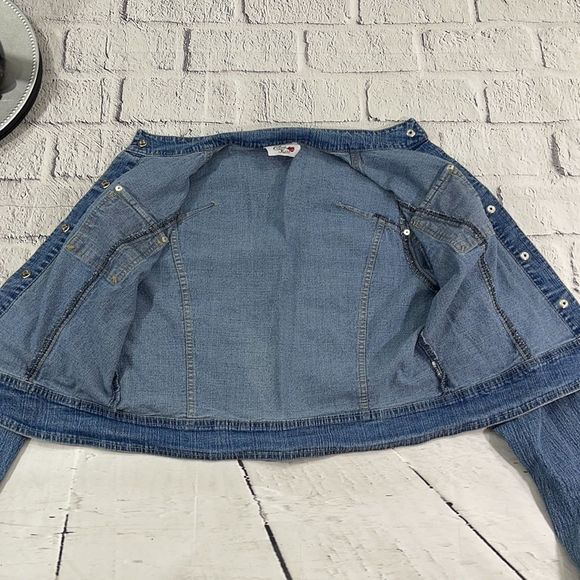 Women’s Casual Kiss Blue Denim Button Down Waist Length Jean Jacket (L) U09 - Picture 3 of 11